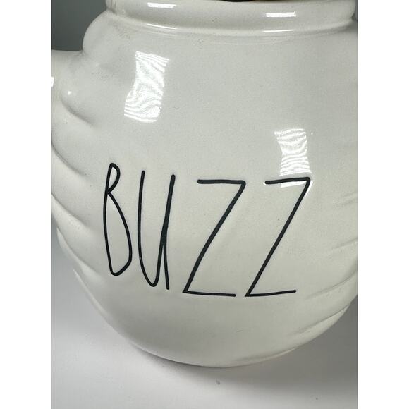 Rae Dunn by Magenta “BUZZ” Beehive Teapot Bee-Handle Lid White Ceramic 9"x10" - Picture 3 of 5